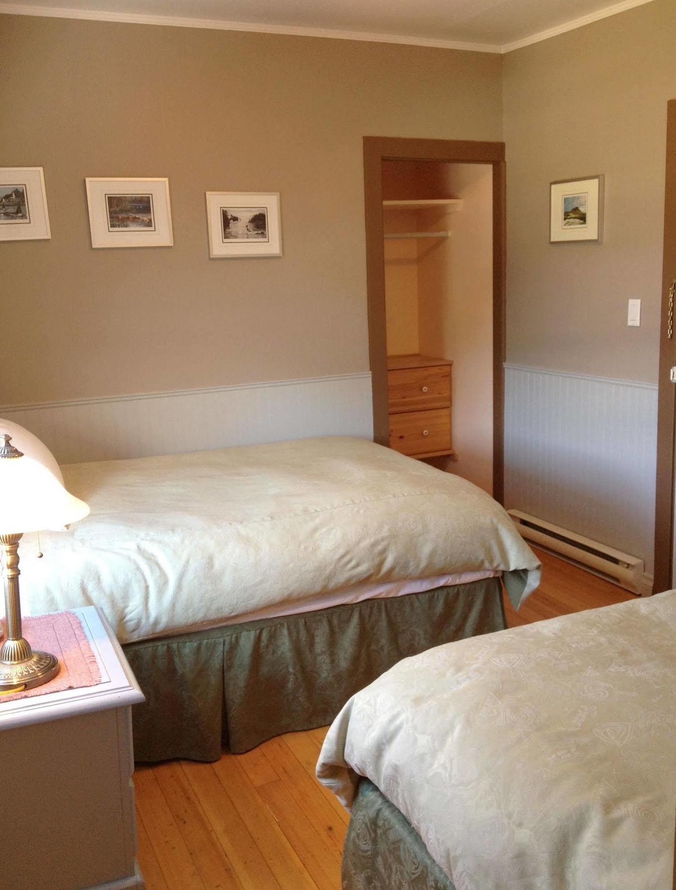 Heriot Bay Inn Екстериор снимка